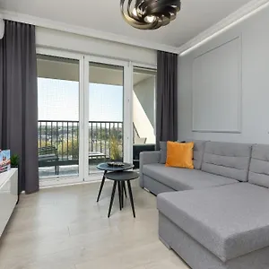  Apartament Podgorze Lipska Pet-friendly With Balcony And Parking By Renters Prestige