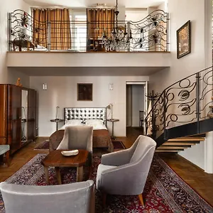  Apartament Orlowska Townhouse